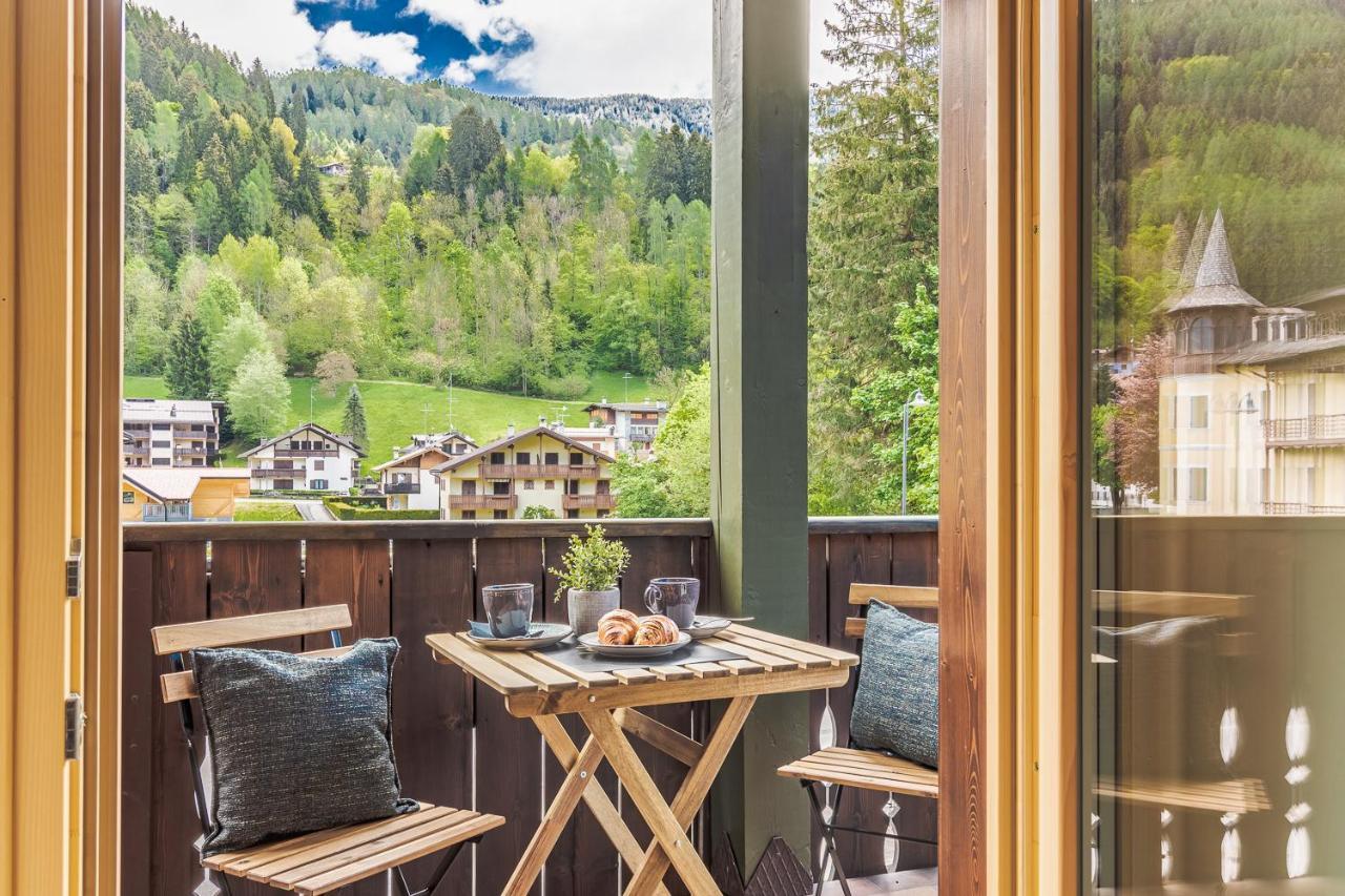 Suite Italy Pinzolo Due Giustino Екстер'єр фото